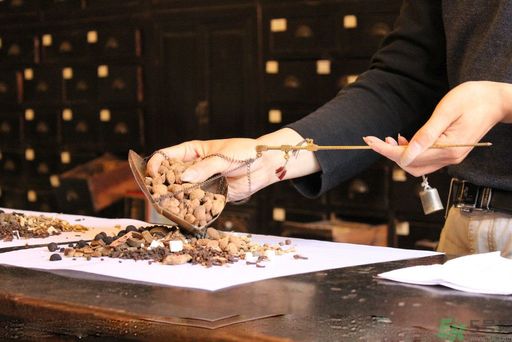 蕁麻疹會不會傳染？蕁麻疹怎么治才能好？