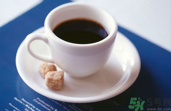 感冒頭痛可以喝咖啡嗎？頭痛喝咖啡好嗎？