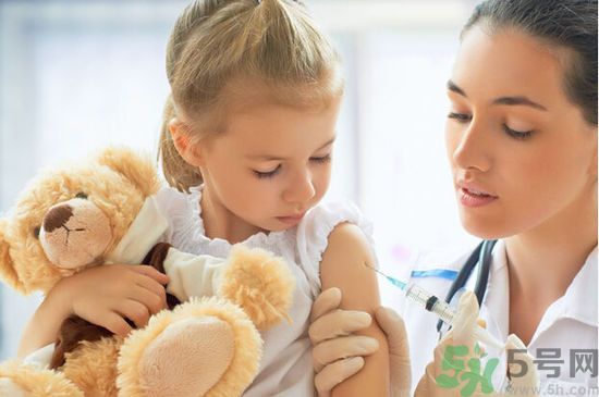 國產(chǎn)宮頸癌疫苗在哪里可以打?宮頸癌疫苗在國內(nèi)哪里打?.jpg 國產(chǎn)宮頸癌疫苗在哪里可以打?宮頸癌疫苗在國內(nèi)哪里打?.jpg