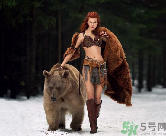 公交車遇到色狼怎么辦？防色狼手冊教你一招搞定！