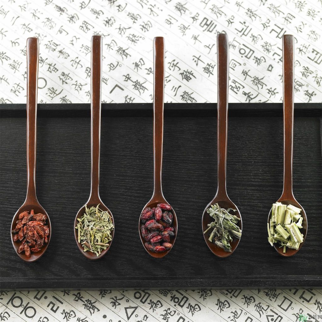 月經(jīng)量多怎么辦？月經(jīng)量多是什么原因？