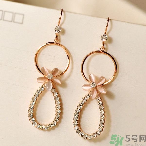 耳環(huán)適合臉型氣質(zhì)最重要？不同臉型適合什么耳環(huán)？