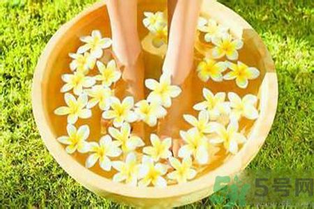 泡腳有什么好處？泡腳有什么禁忌？