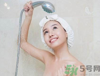 經(jīng)期可以洗澡嗎？經(jīng)期可以洗頭嗎？