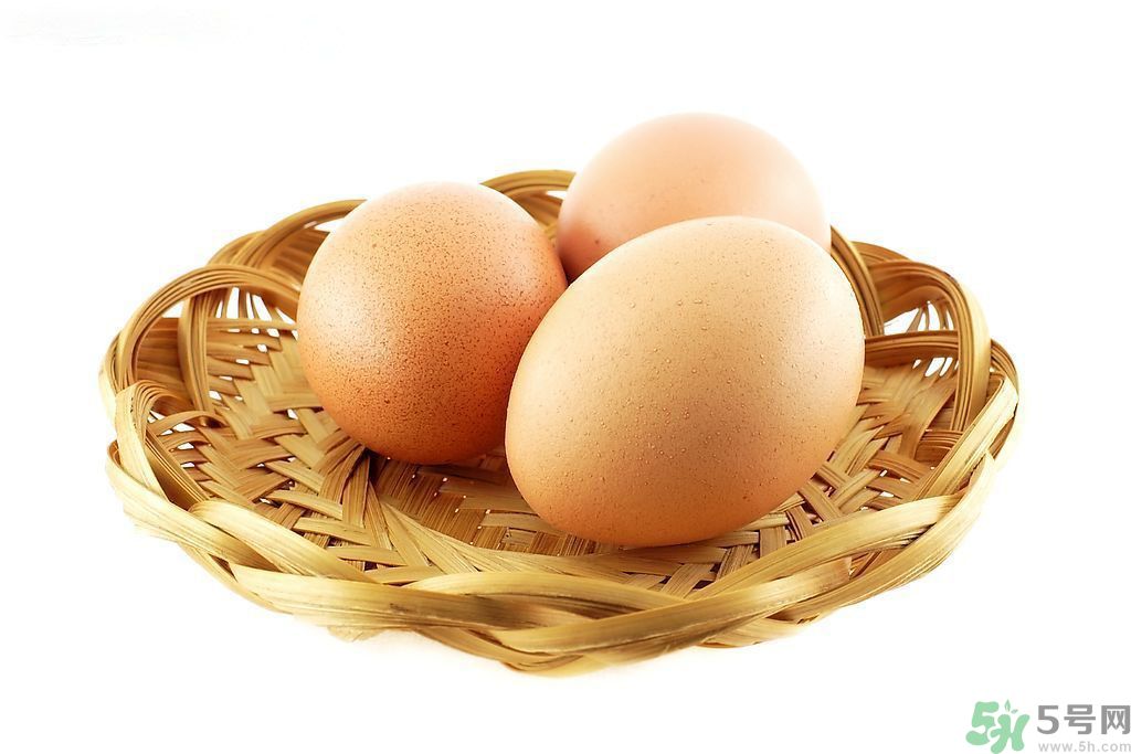 雞蛋能和牛奶一起吃嗎？雞蛋不能和什么一起吃？