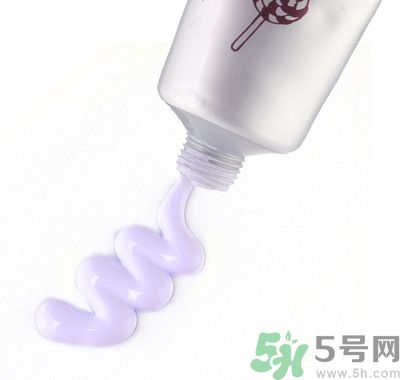 防曬霜和隔離有什么區(qū)別嗎？涂防曬霜對(duì)皮膚好嗎？