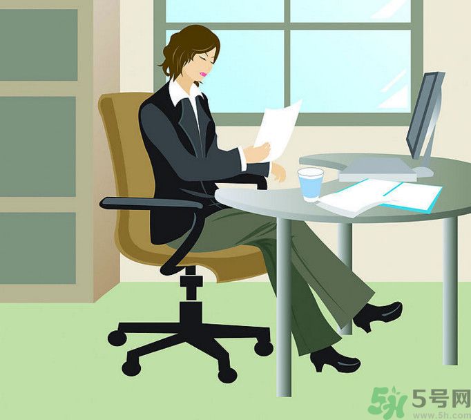 久坐會(huì)得腰間盤突出嗎？久坐有什么壞處？