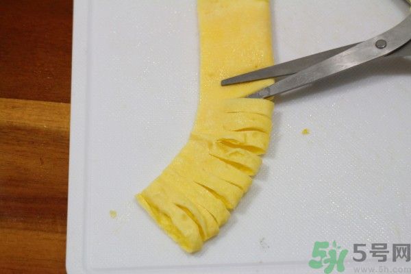 蘆筍開花了還可以吃嗎？蘆筍尾部開花能吃嗎？