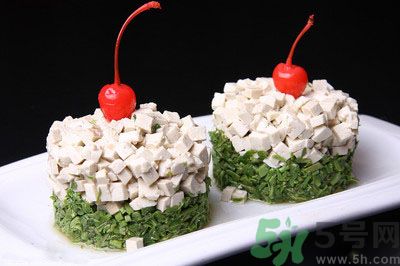 香椿拌豆腐怎么做？香椿拌豆腐好吃嗎？