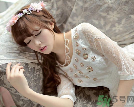 來(lái)月經(jīng)全身酸痛怎么回事？來(lái)月經(jīng)全身酸痛怎么辦？