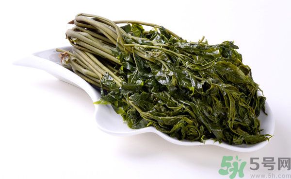 吃香椿要焯水嗎？吃香椿焯水還有營養(yǎng)價值嗎？