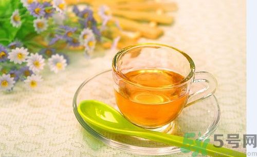 小葉增生可以喝豆?jié){嗎？小葉增生可以吃蜂蜜嗎？