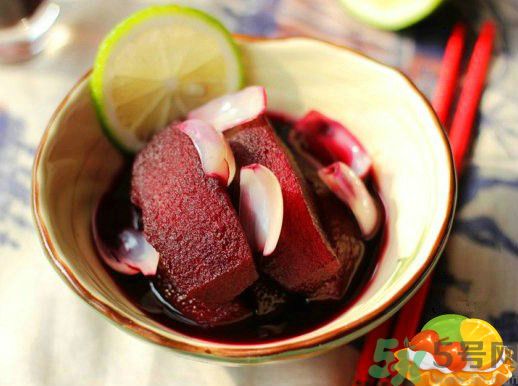 蘋(píng)果煮熟了還有營(yíng)養(yǎng)嗎？蘋(píng)果煮熟吃有什么好處？