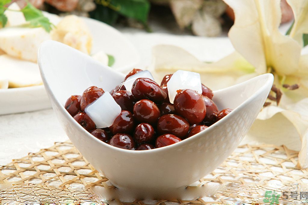 高血脂可以吃核桃嗎？高血脂可以吃紅棗嗎？