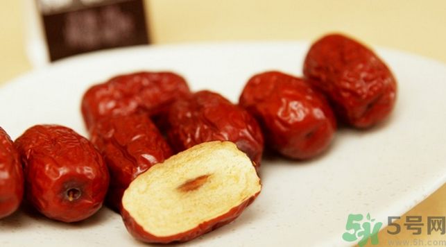 高血脂可以吃核桃嗎？高血脂可以吃紅棗嗎？