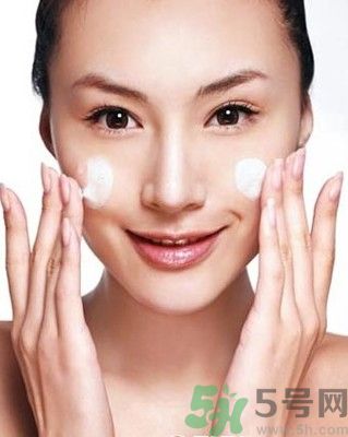 為什么會長痘痘？痘痘有哪幾種類型的？