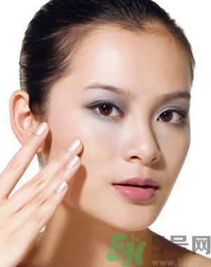 為什么會長痘痘？痘痘有哪幾種類型的？