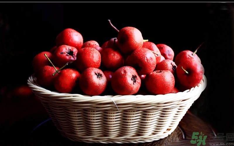 高血脂吃什么水果好？什么水果可以降血脂？