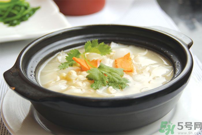 百合可以煲湯嗎？百合煲湯有哪些做法？