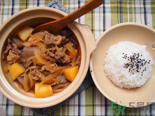 土豆絲和土豆片哪個(gè)更好吃？土豆片可以炒什么？