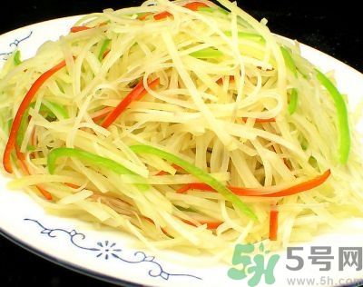 土豆絲和土豆片哪個(gè)更好吃？土豆片可以炒什么？