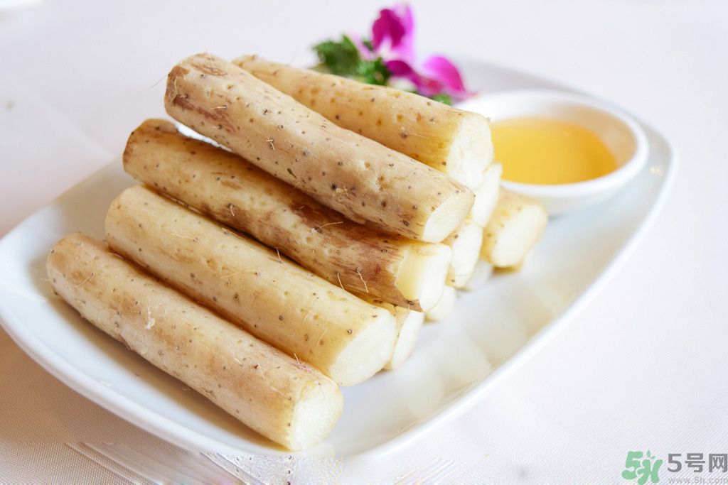 春季咳嗽怎么辦？春季咳嗽吃什么好？