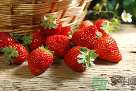 糖尿病可以吃草莓嗎？糖尿病吃草莓好嗎？