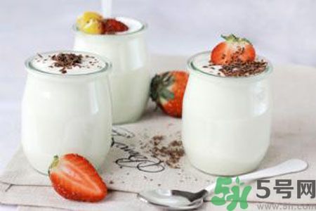 痛風(fēng)可以喝酸奶嗎？痛風(fēng)喝酸奶好嗎？