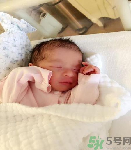 戴倩嬌產女是怎么回事？戴嬌倩的老公是誰？