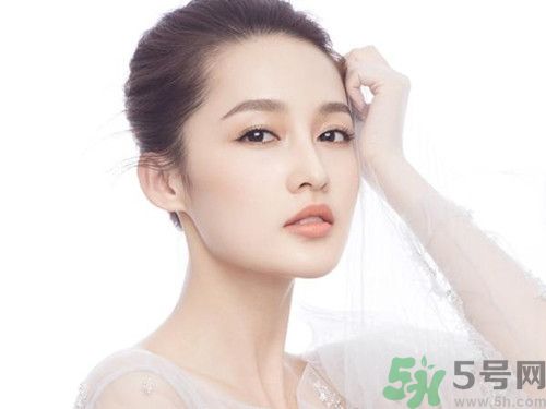 奇葩美妝技巧有哪些?奇葩美妝技巧視頻教學(xué) 奇葩美妝技巧有哪些?奇葩美妝技巧視頻教學(xué)