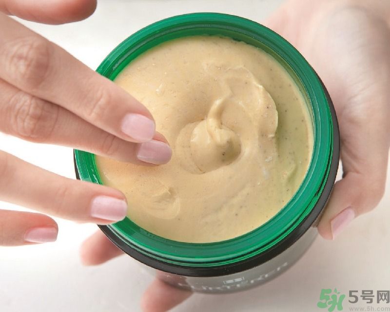 揉法如何柔順?擁有柔順勻亮發(fā)質(zhì)秘訣 揉法如何柔順?擁有柔順勻亮發(fā)質(zhì)秘訣