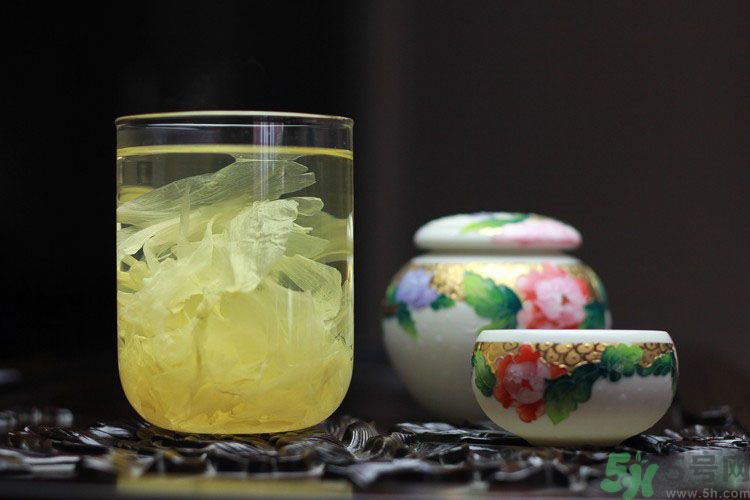 月經(jīng)期間可以喝牡丹花茶嗎？月經(jīng)期間和牡丹花茶好嗎？