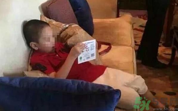 男孩遭校長暴打的結(jié)果是什么？男孩遭校長暴打的真相是什么？