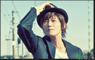 喉癌早期的癥狀有哪些？預(yù)防喉癌我們要怎么做？