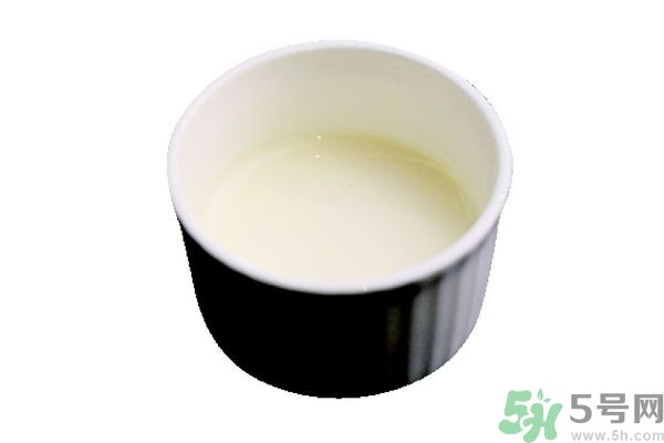 牛奶過(guò)期了還能怎么利用？牛奶能去魚腥味嗎？