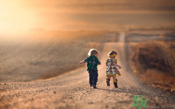 為什么25歲時朋友最多？為什么25歲后朋友越來越少？