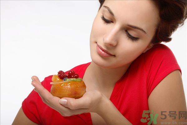 左撇子是天生還是遺傳的？左撇子是天生的嗎？