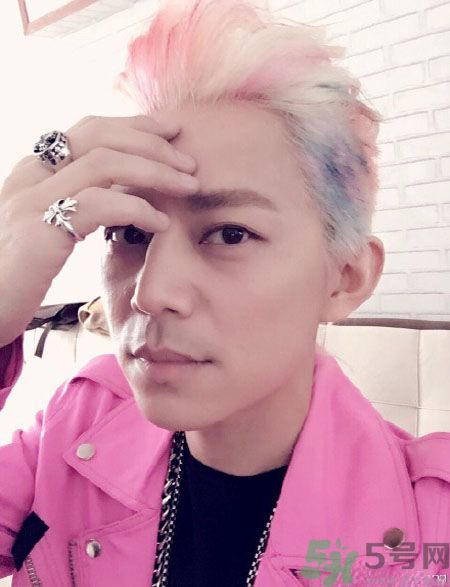 何炅為什么弄彩虹頭？什么是彩虹頭？