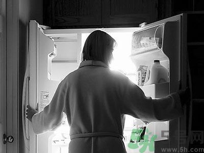 晚上12點吃東西好嗎？晚上12點吃東西會胖嗎？