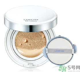 蘭芝氣墊bb13號跟21號哪個更白？蘭芝氣墊bb色差大嗎？