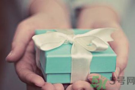 數(shù)學(xué)和脫單哪個更難？脫單的技巧有哪些？