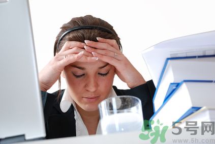 工作壓力大吃什么緩解？工作壓力大怎么調(diào)節(jié)？