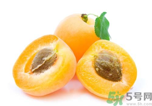 春天吃枇杷可以減肥嗎？吃枇杷減肥怎么樣？