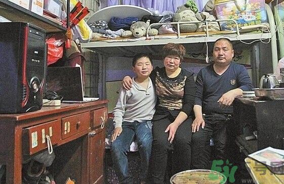 住窩棚夫婦倆十多年堅守女兒失蹤路口 如何預防孩子走失？