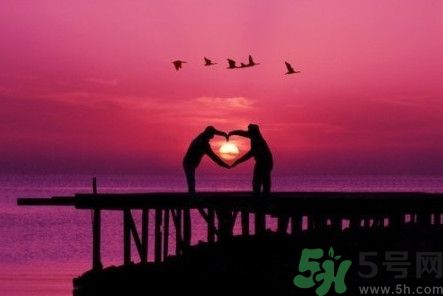 大齡女怎么提高卵子質(zhì)量？大齡女備孕需要注意什么？