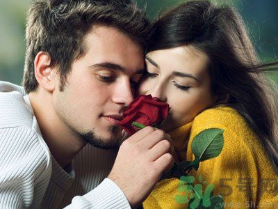 嫌男友太色不正經(jīng)完整版？嫌男友太色不正經(jīng)是哪個(gè)節(jié)目？