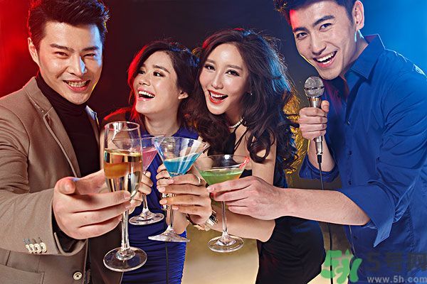 喝酒怎樣才能不傷身？飲酒要注意些什么？