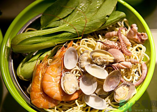 蝦和櫻桃能一起吃嗎？蝦和櫻桃一起吃好不好？