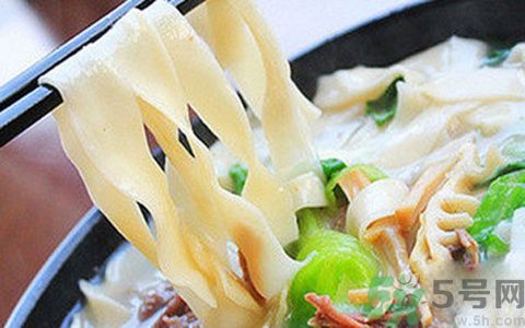 患癌女子為什么拒收捐款？患癌女子拒收捐款是怎么回事？