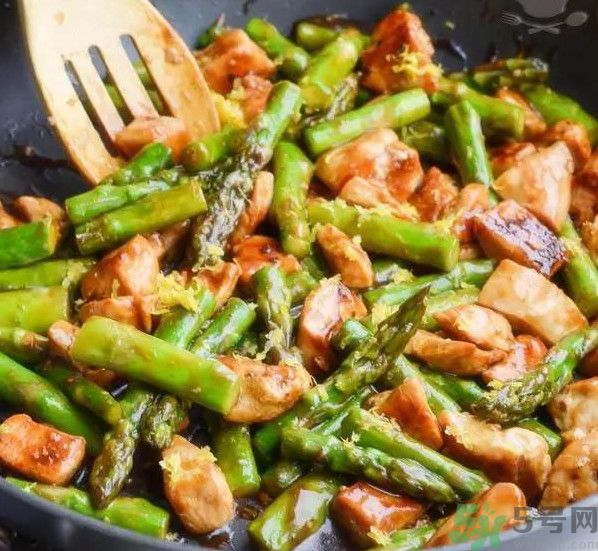 蝦膏燴蘆筍怎么做？蝦膏燴蘆筍的做法？